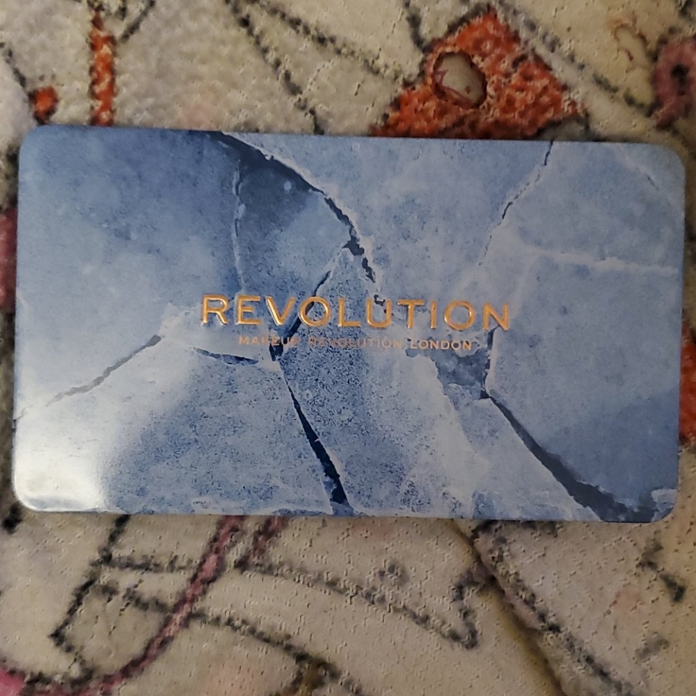 Revolution Forever Flawless Ice palette
